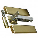 7811 Bommer Horizontal Spring Pivot Hinge w/Floor Plate